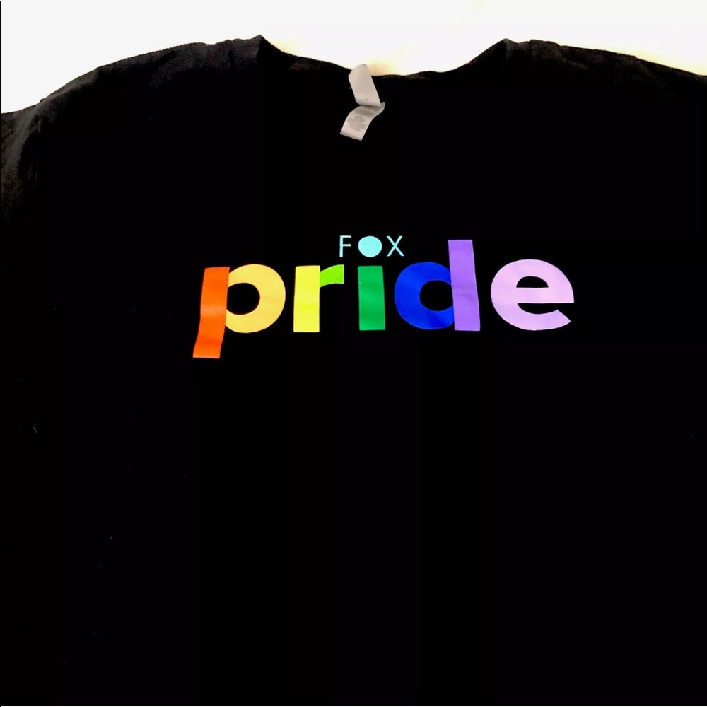 21ST Century Fox Pride spellout T-shirt large